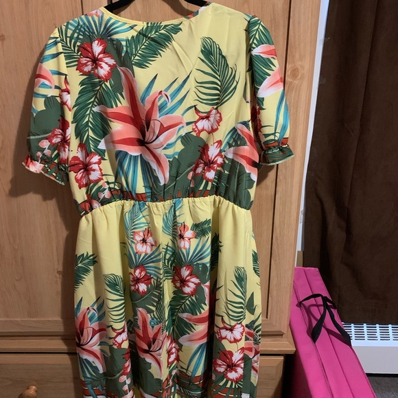 Tropical SHEIN dress 1X - Picture 1 of 2